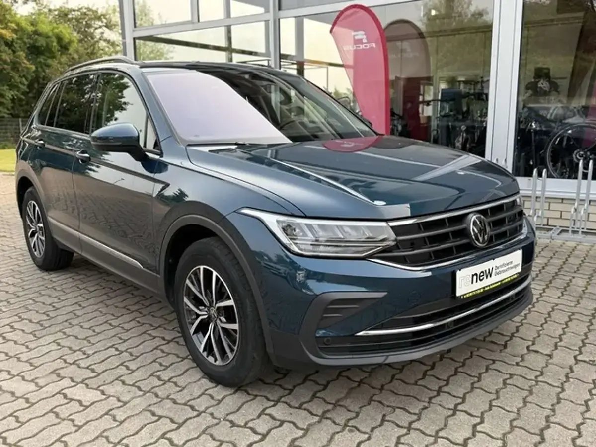 Gebraucht VW Tiguan 150 PS (110 kW) 2022 Blau SUV