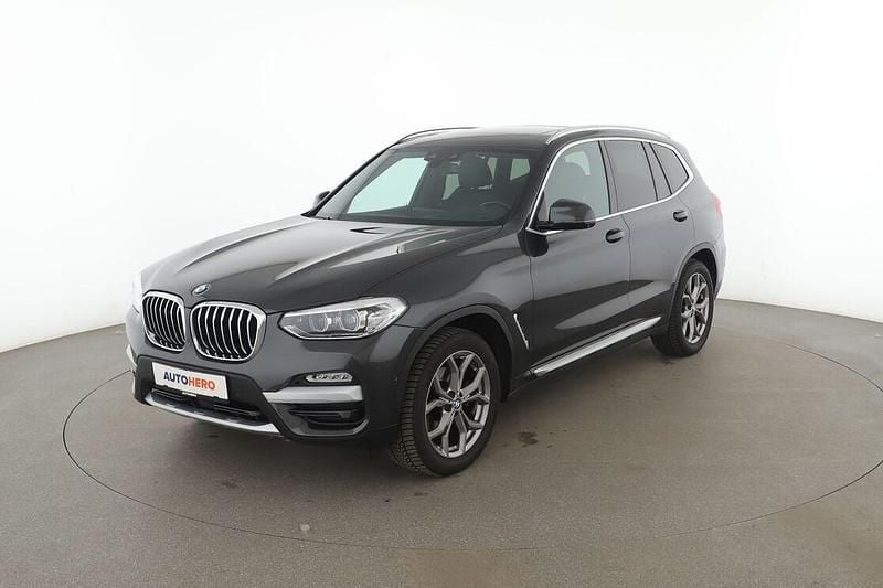 Grau Gebraucht 2019 BMW X3 xLine SUV | 29.340 € (Guter Preis) - Bild 1/3