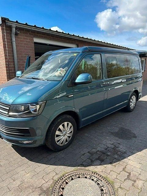 Gebraucht VW California Beach 150 PS (110 kW) 2017 Grün Van
