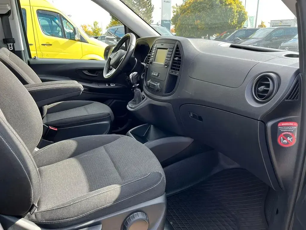 Gebraucht Mercedes Vito 114 PS (83 kW) 2016 Grau Van