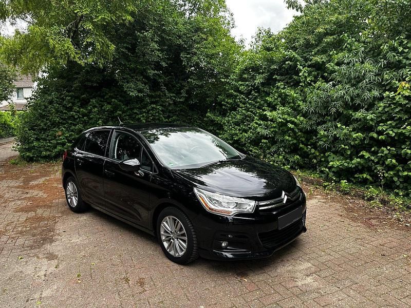 Schwarz Gebraucht 2012 Citroën C4 Kleinwagen | 7.800 € (Etwas zu teuer) - Bild 1/4