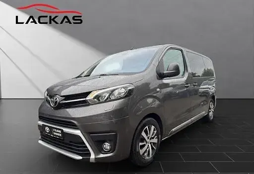 Gebraucht Toyota Proace Verso 144 PS (105 kW) 2022 Dark grey (grau) Kombi
