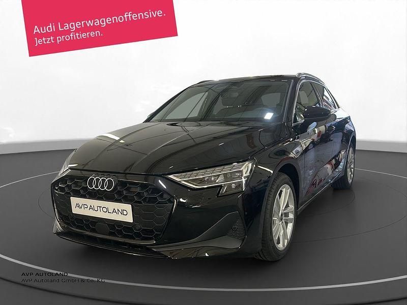 Schwarz Neu 2025 Audi A3 Ambiente Limousine | 31.189 € (Superpreis) - Bild 1/4