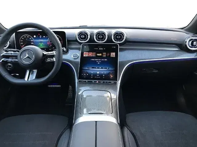 Gebraucht Mercedes C300 AMG line 265 PS (194 kW) 2024 Blau metalliclack spektralblau Limousine