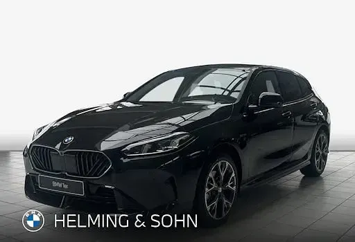 Neu BMW 118 Shadowline 150 PS (110 kW) 2026 Schwarz Kleinwagen