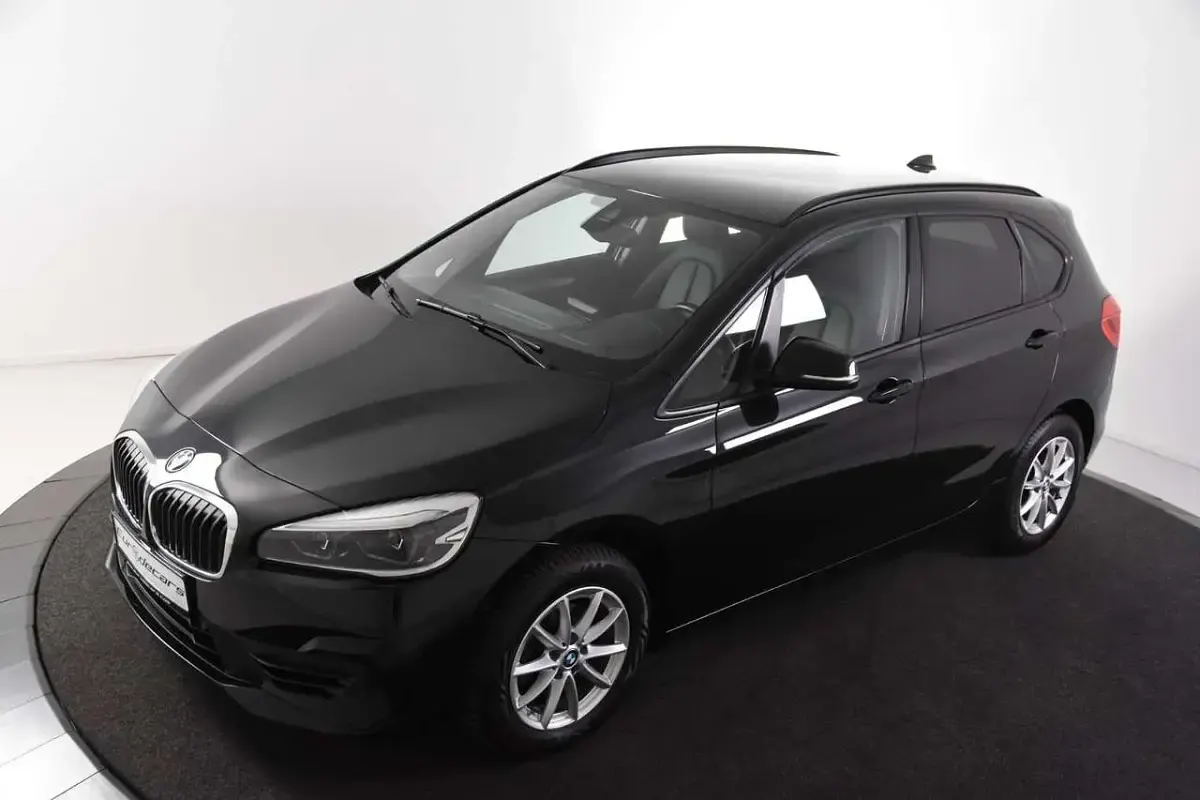 Gebraucht BMW 216 109 PS (80 kW) 2021 Schwarz Van / Kleinbus