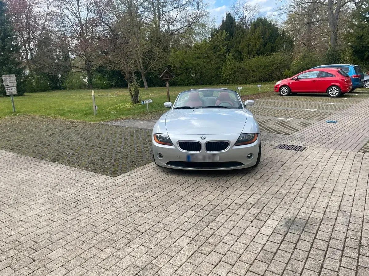Gebraucht BMW Z4 192 PS (141 kW) 2005 Silber Cabrio