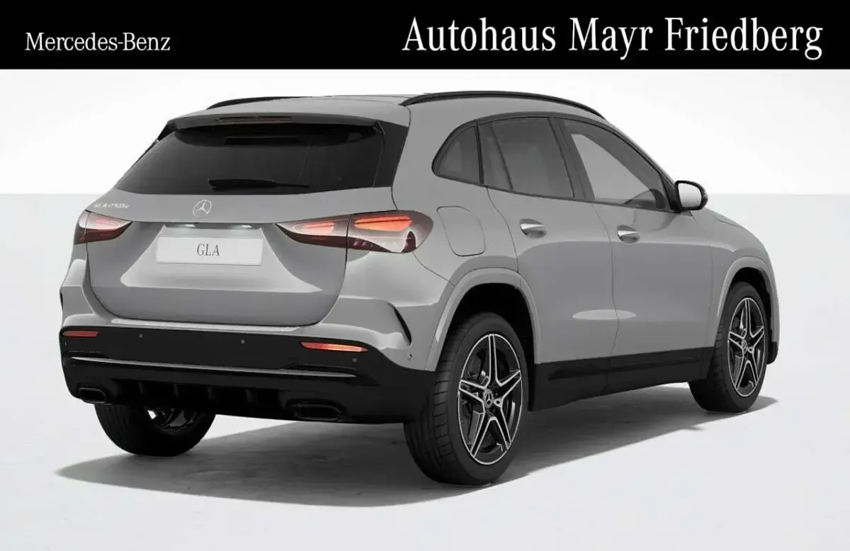 Gebraucht Mercedes GLA250 AMG 163 PS (119 kW) 2026 Manufaktur lack manufaktur alp SUV