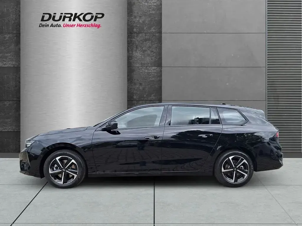 Neu Opel Astra Edition 145 PS (106 kW) 2026 Schwarz Kleinwagen