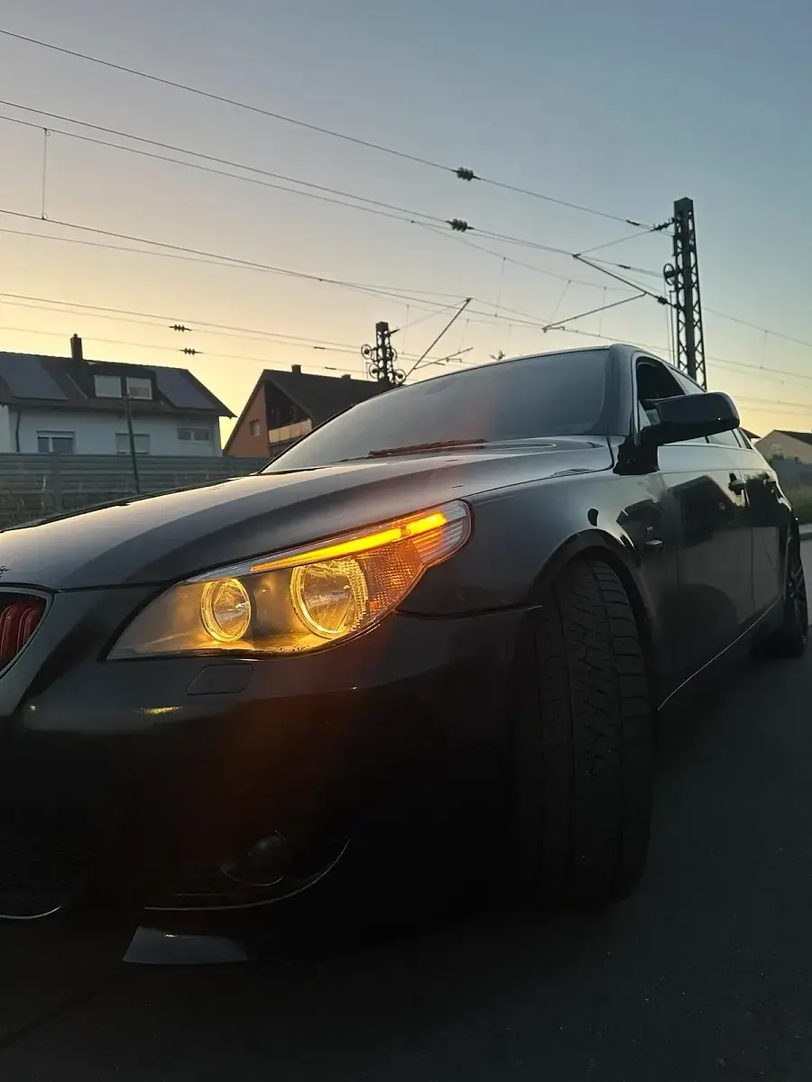 Gebraucht BMW 525 Sport Line 191 PS (140 kW) 2005 Schwarz Limousine