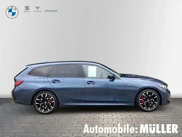 Gebraucht BMW 320 M Sport 190 PS (139 kW) 2025 Arctic race blue metallic Kombi