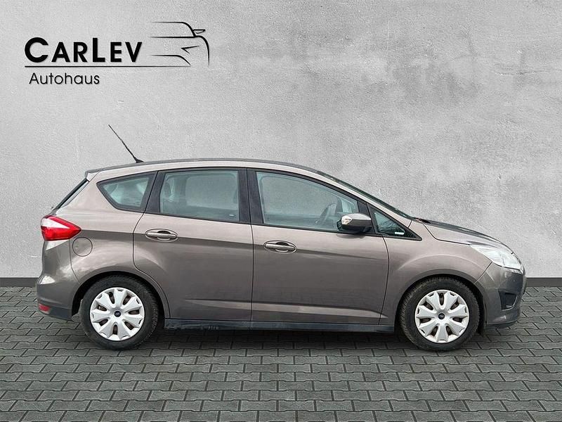 Gebraucht Ford C-MAX Trend 125 PS (91 kW) 2014 Braun Van / Kleinbus