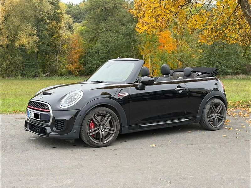 Schwarz Gebraucht 2016 Mini John Cooper Works Cabriolet Cabrio | 25.750 € (Teuer) - Bild 1/4