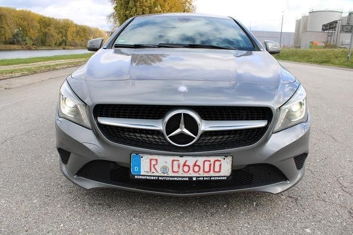 Gebraucht Mercedes CLA200 136 PS (100 kW) 2016 Grau Limousine