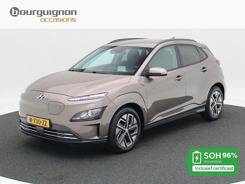 Braun Gebraucht 2022 Hyundai Kona SUV | 19.850 € (Etwas zu teuer) - Bild 1/4