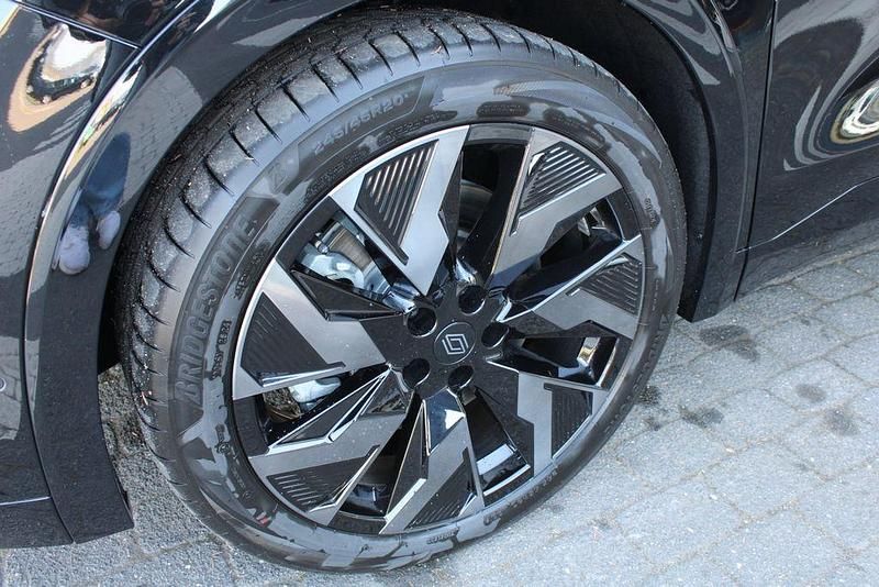 Gebraucht Renault Rafale 150 PS (110 kW) 2025 Schwarz SUV