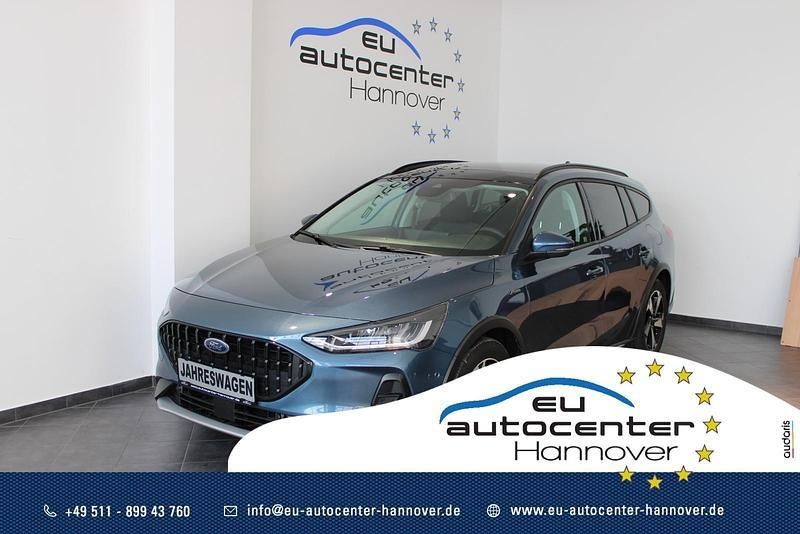 Chromablau metallic Gebraucht 2024 Ford Focus Active Kombi | 24.450 € (Superpreis) - Bild 1/4