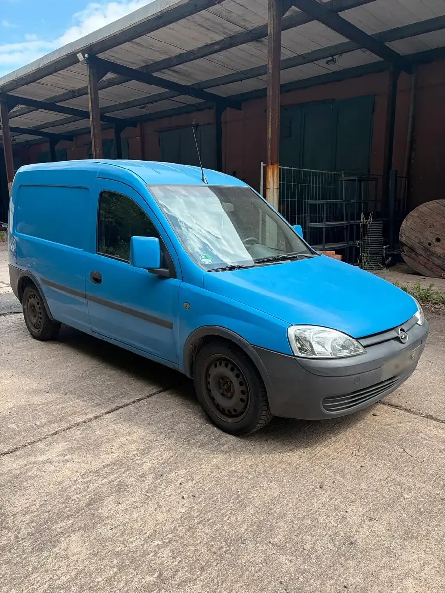 Gebraucht Opel Combo 65 PS (47 kW) 2004 Blau Van / Kleinbus