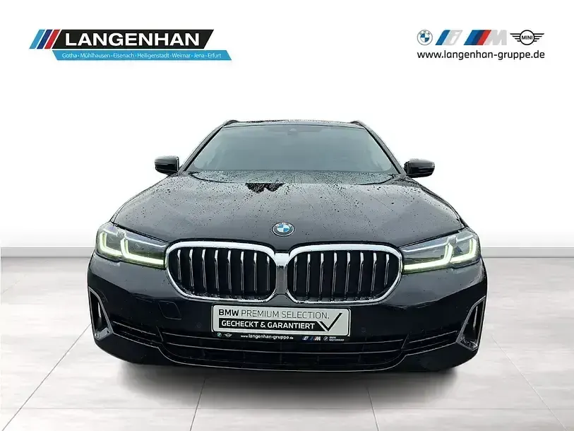 Używany BMW 530 Efficient Dynamics 286 KM (210 kW) 2023 Czarny Kombi