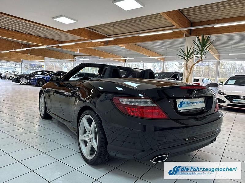 Gebraucht Mercedes SLK250 Sport 204 PS (150 kW) 2015 Schwarz Cabrio