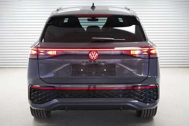 Neu VW Tayron R-line 193 PS (141 kW) 2025 Grau SUV