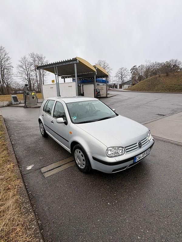 Gebraucht VW Golf IV 101 PS (74 kW) 1999 Silber Kleinwagen