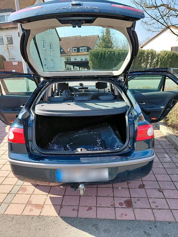 Gebraucht Renault Laguna III Dynamique 131 PS (96 kW) 2007 Grün Limousine