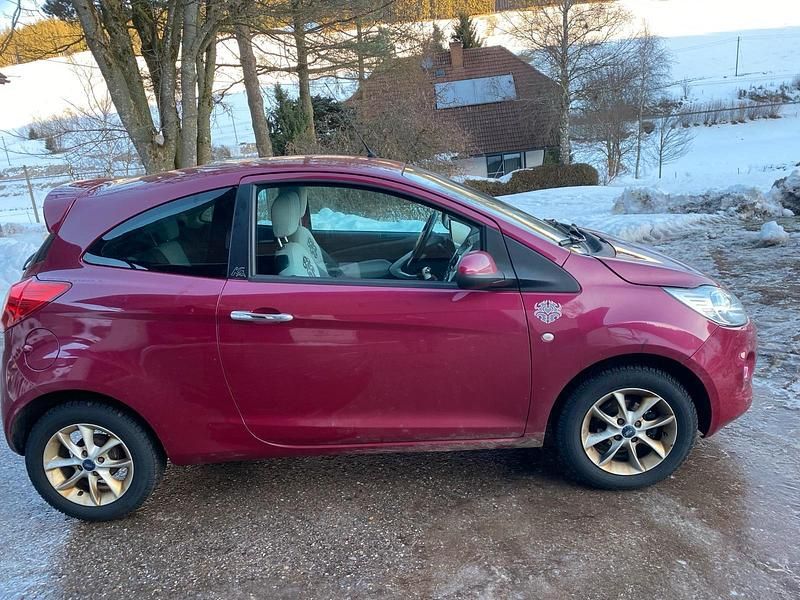 Violet Gebraucht 2011 Ford Ka Titanium Kleinwagen | 1.600 € (Guter Preis) - Bild 1/4