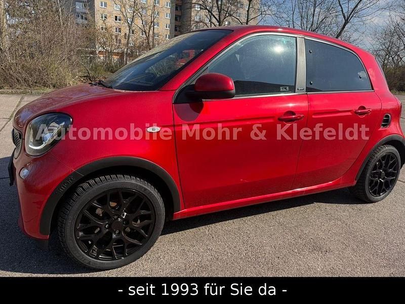 Second-hand Smart ForFour Passion 90 CP (66 kW) 2018 Roșu Hatchback