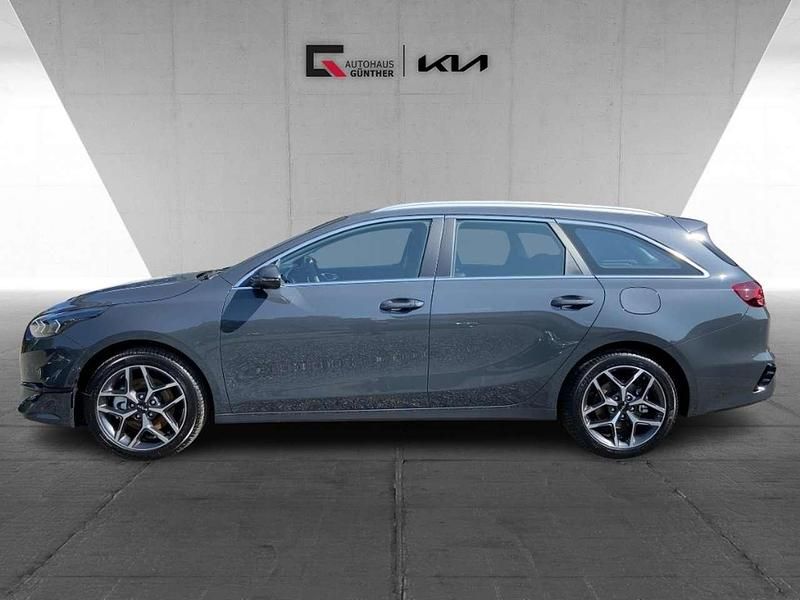 Neu Kia Ceed Sportswagon Spirit 140 PS (102 kW) 2025 (h8g) dark penta metal m Kombi