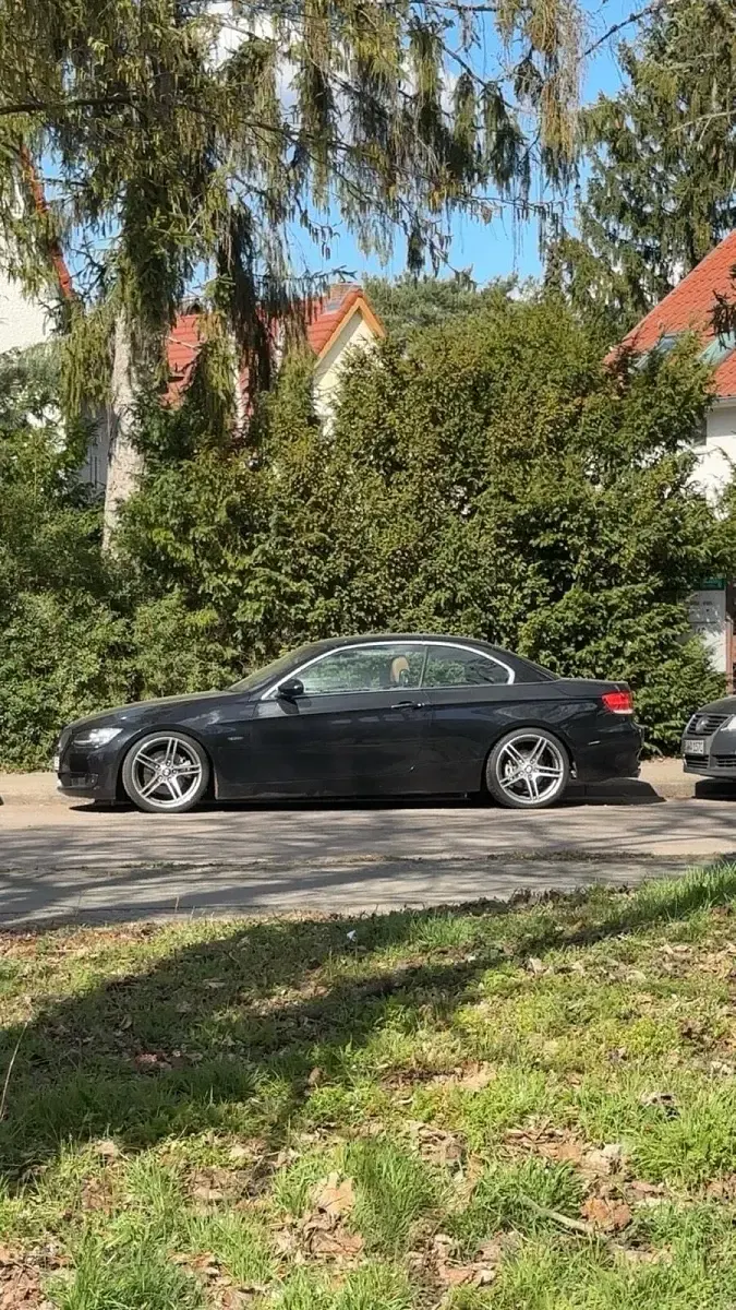 Gebraucht BMW 325 Cabriolet Basis 218 PS (160 kW) 2007 Schwarz Cabrio