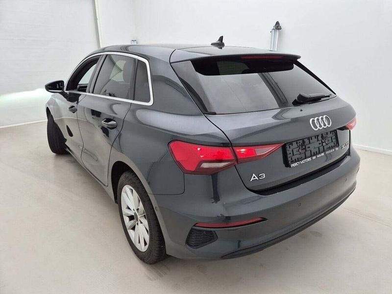 Gebraucht Audi A3 110 PS (80 kW) 2020 Grau Limousine