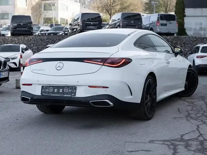 Gebraucht Mercedes CLE220 AMG 197 PS (144 kW) 2025 Weiss polarweiß Coupé