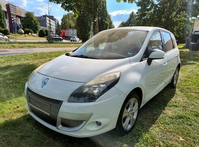 Weiß Gebraucht 2011 Renault Scénic III Dynamique Van / Kleinbus | 3.750 € (Guter Preis) - Bild 1/4