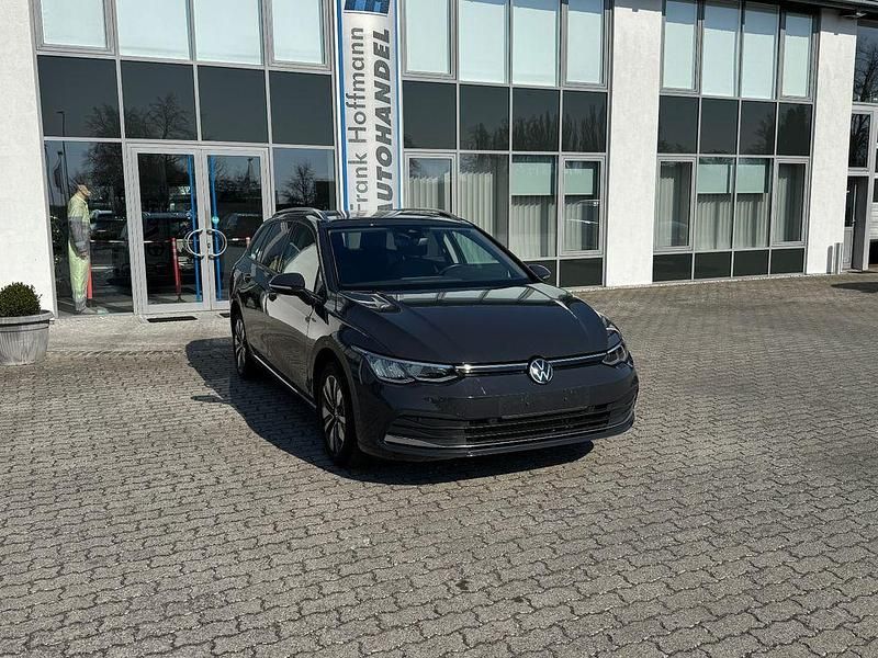 Gebraucht VW Golf VIII Move 131 PS (96 kW) 2023 Grau Kombi