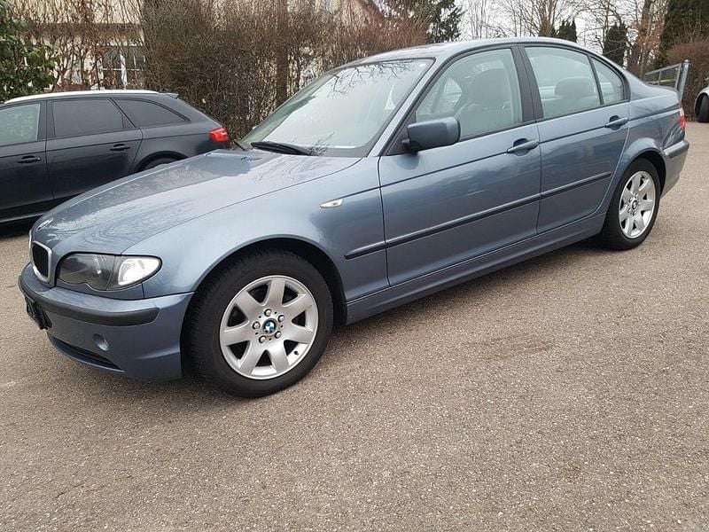 Blau Gebraucht 2003 BMW 316 Exclusive Limousine | 5.999 € (Teuer) - Bild 1/4