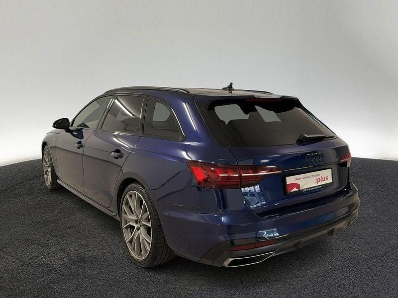 Gebraucht Audi A4 S-Line 204 PS (150 kW) 2023 Navarrablau metallic Kombi