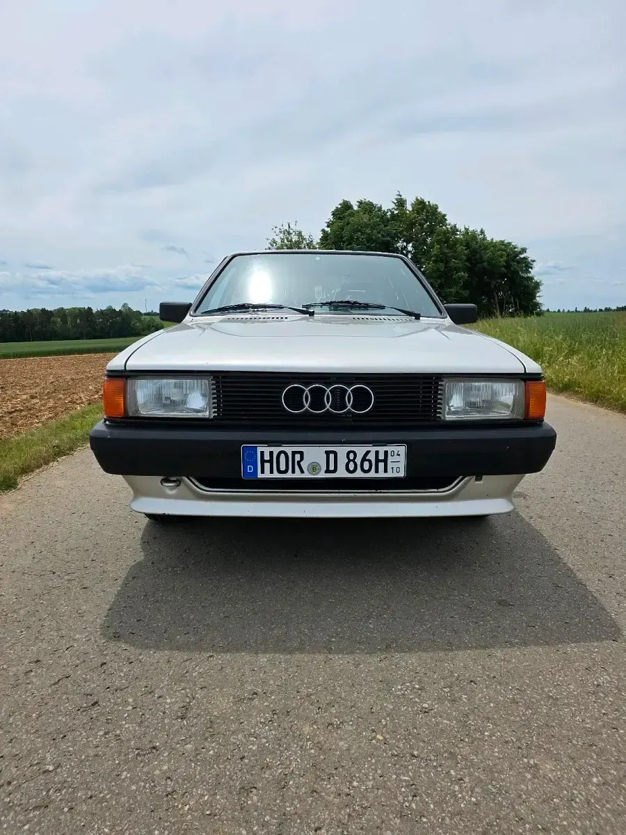 Gebraucht Audi 80 75 PS (55 kW) 1986 Grau Limousine