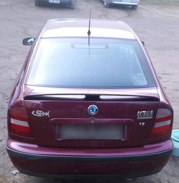 Gebraucht Skoda Octavia 1998 Andere farben Kleinwagen