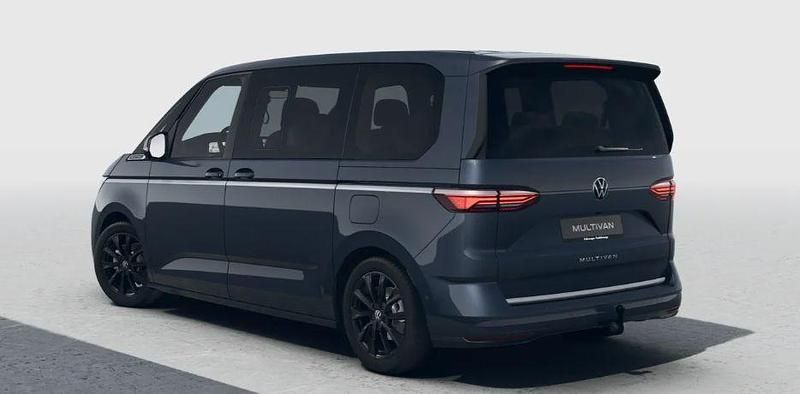 Gebraucht VW Multivan Style 150 PS (110 kW) 2025 Blau Van