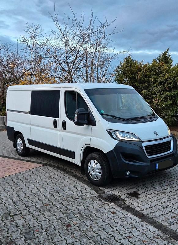 Weiß Gebraucht 2025 Peugeot Boxer Premium Van | 12.499 € - Bild 1/4