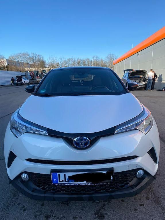 Gebraucht Toyota C-HR Style 122 PS (89 kW) 2017 Weiß SUV
