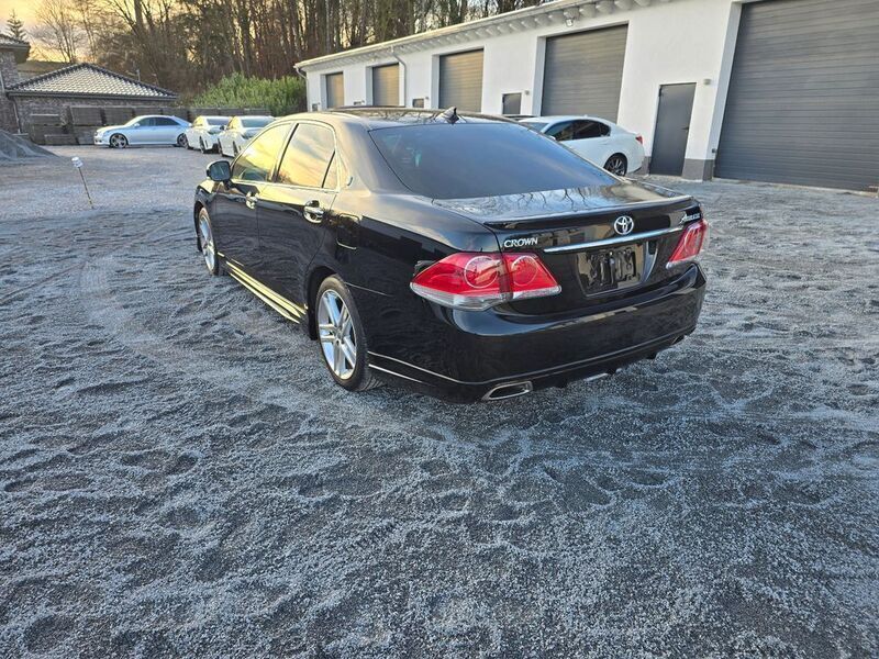 Gebraucht Toyota Crown 315 PS (231 kW) 2010 Schwarz Limousine