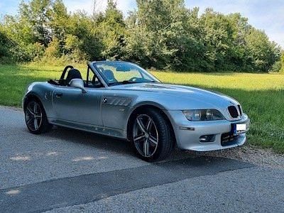Silber Gebraucht 2001 BMW Z3 Sport Line Cabrio | 7.999 € - Bild 1/4