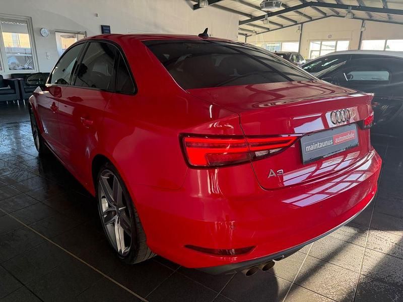Używany Audi A3 Performance 150 KM (110 kW) 2020 Czerwony Sedan/Limuzyna