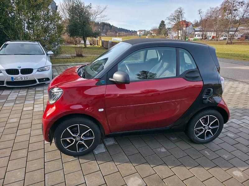 Gebraucht Smart ForTwo Electric Drive Passion 60 kW (82 PS) 2020 Rot Coupé