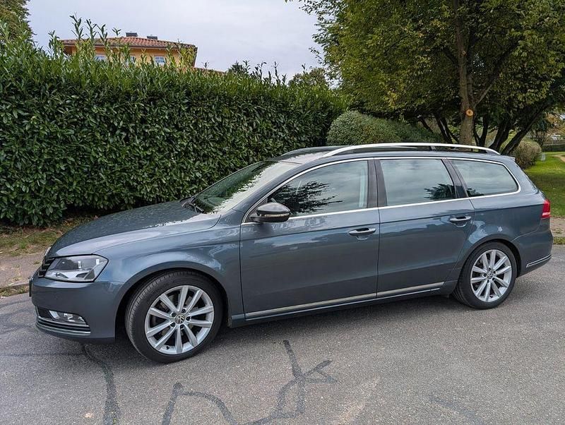 Gebraucht VW Passat Highline 177 PS (130 kW) 2014 Grau Kombi