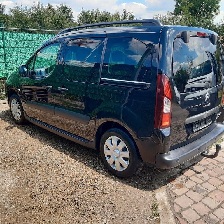 Schwarz Gebraucht 2014 Citroën Berlingo XTR Van / Kleinbus | 4.700 € (Guter Preis) - Bild 1/4