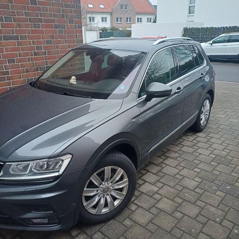 Gebraucht VW Tiguan Join 150 PS (110 kW) 2018 Grau SUV