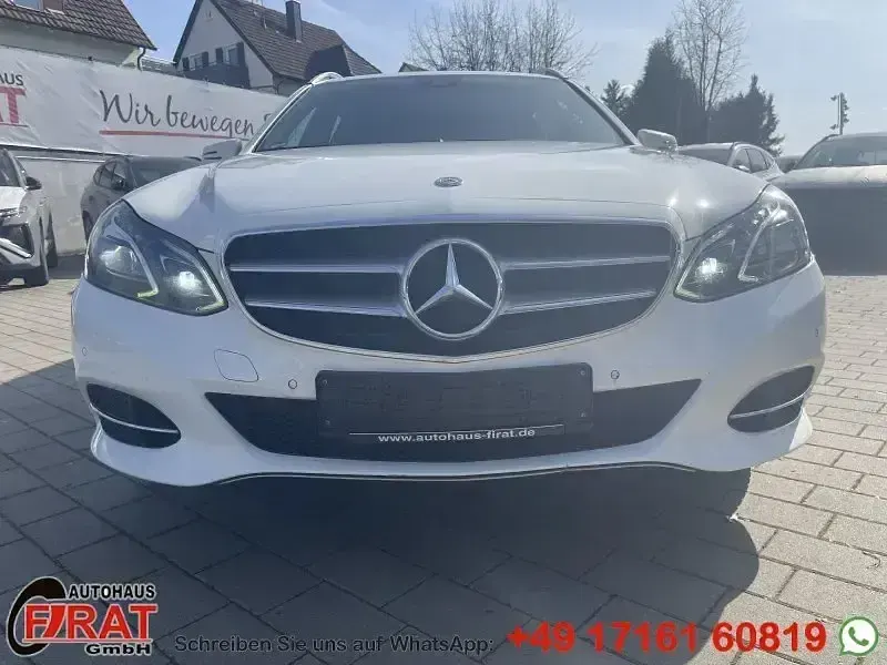 Gebraucht Mercedes E250 Avantgarde 204 PS (150 kW) 2014 Weiß Kombi